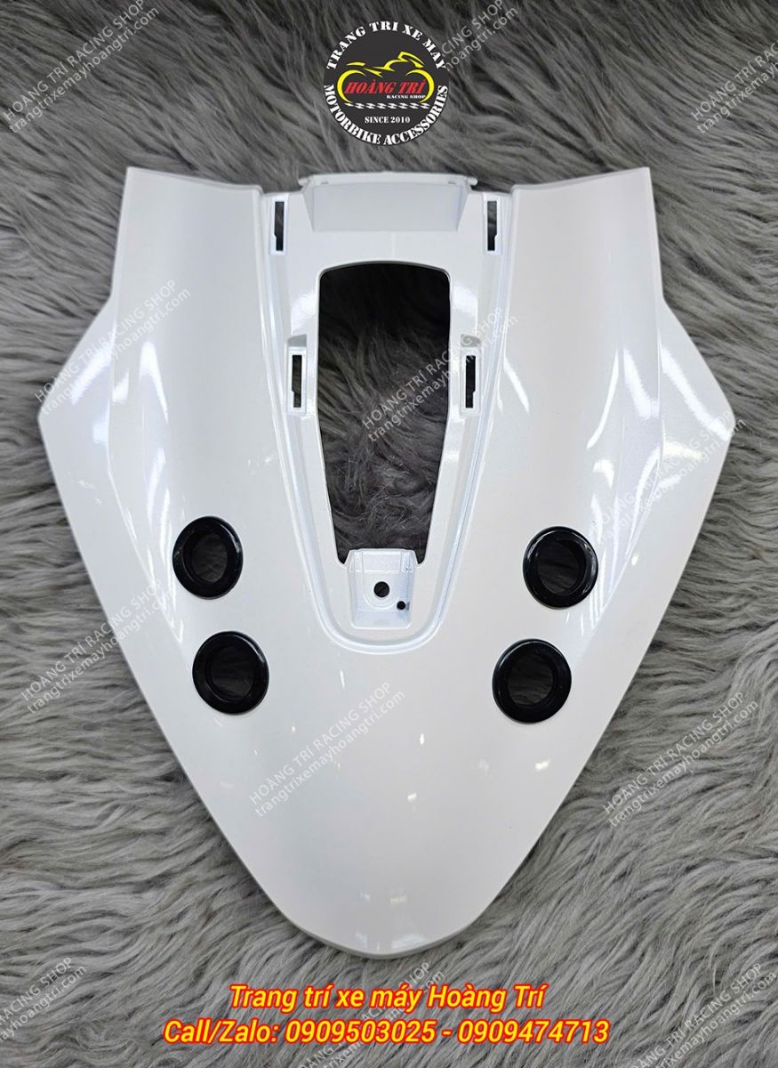 Mặt nạ đã được khoan 4 lỗ trước để lắp đặt baga trước Lead 2025 (trong bộ baga trước chính hãng Honda)